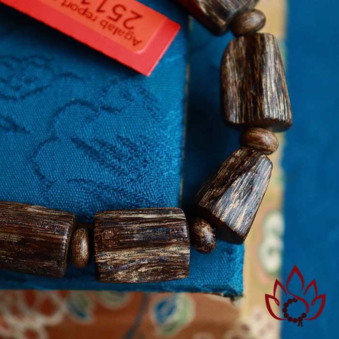 Vòng Trầm Hương Hạt Trúc Thô | Trầm Bì Rễ Cận Chìm